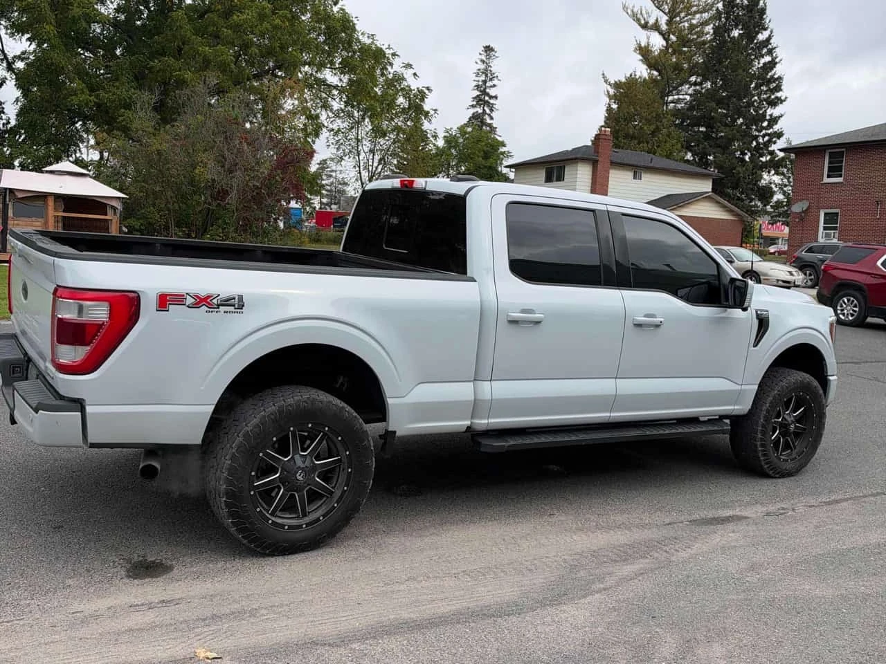 Ford F150 LARIAT 4WD SuperCrew 6.5' Box | БЕЗ ИНЦИДЕНТИ , снимка 4 - Автомобили и джипове - 56299941