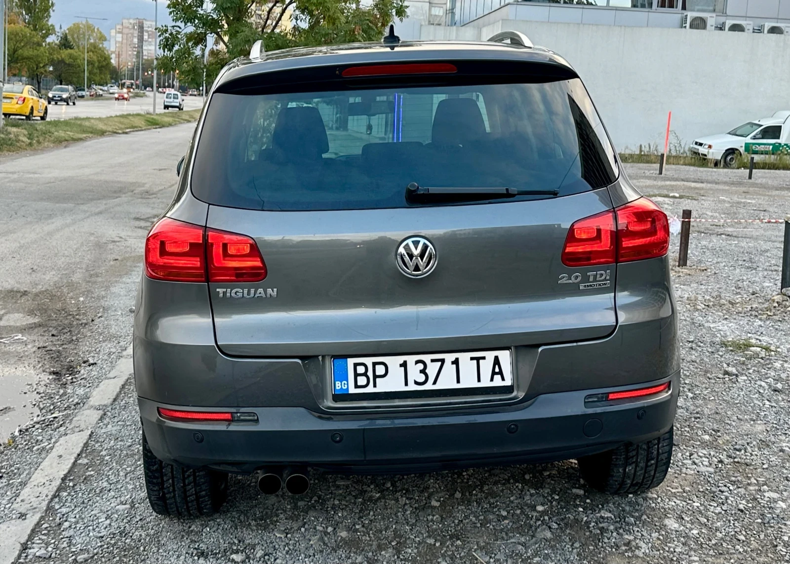 VW Tiguan 2.0tdi 4 motion, снимка 6 - Автомобили и джипове - 56600263