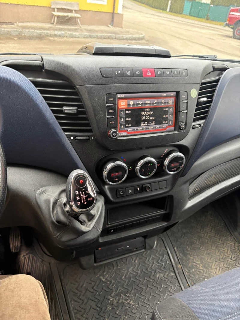 Iveco Daily 50С18  3.5т, снимка 4 - Бусове и автобуси - 53453331