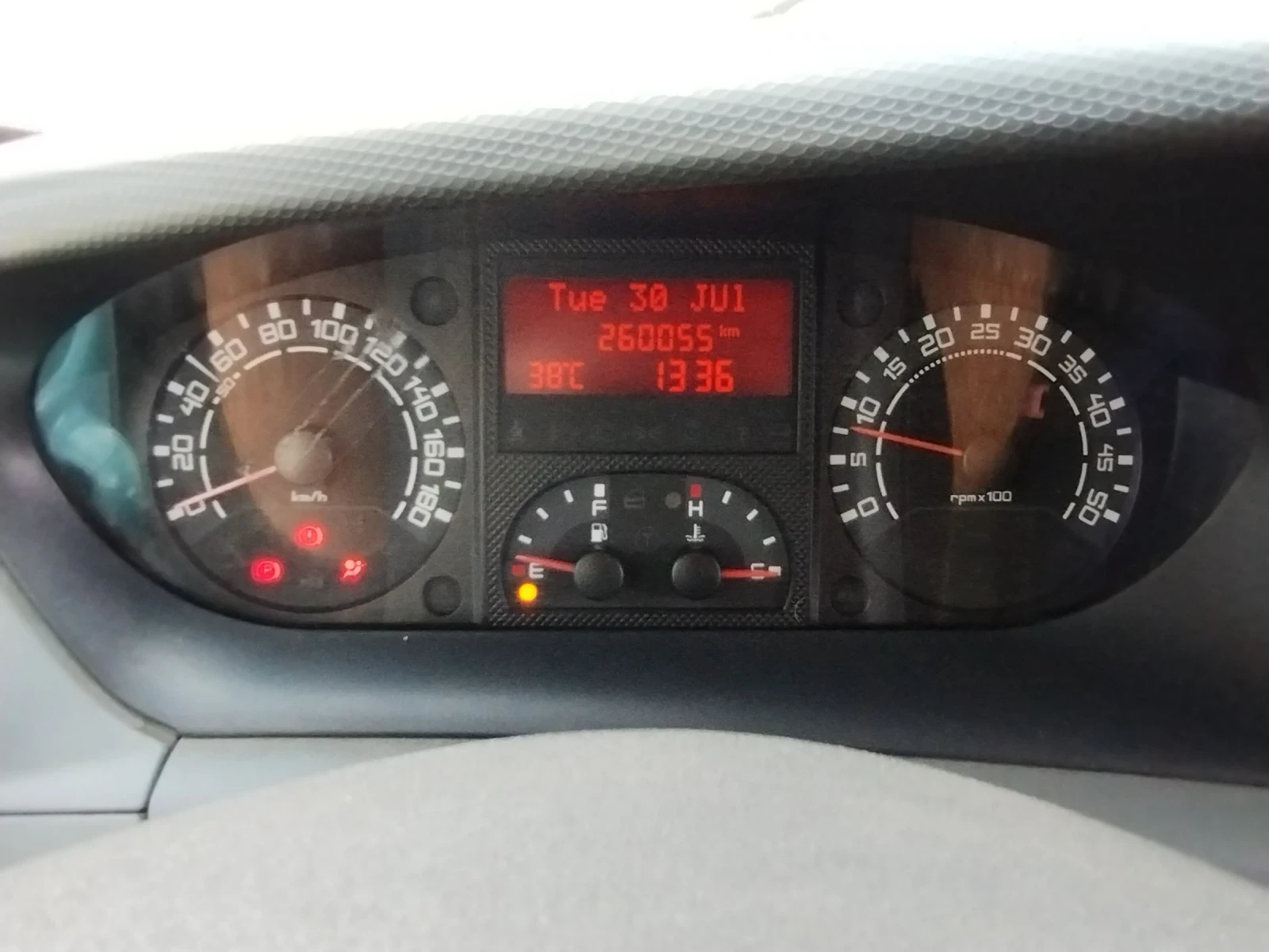 Iveco Daily 2.3, снимка 14 - Бусове и автобуси - 54233533