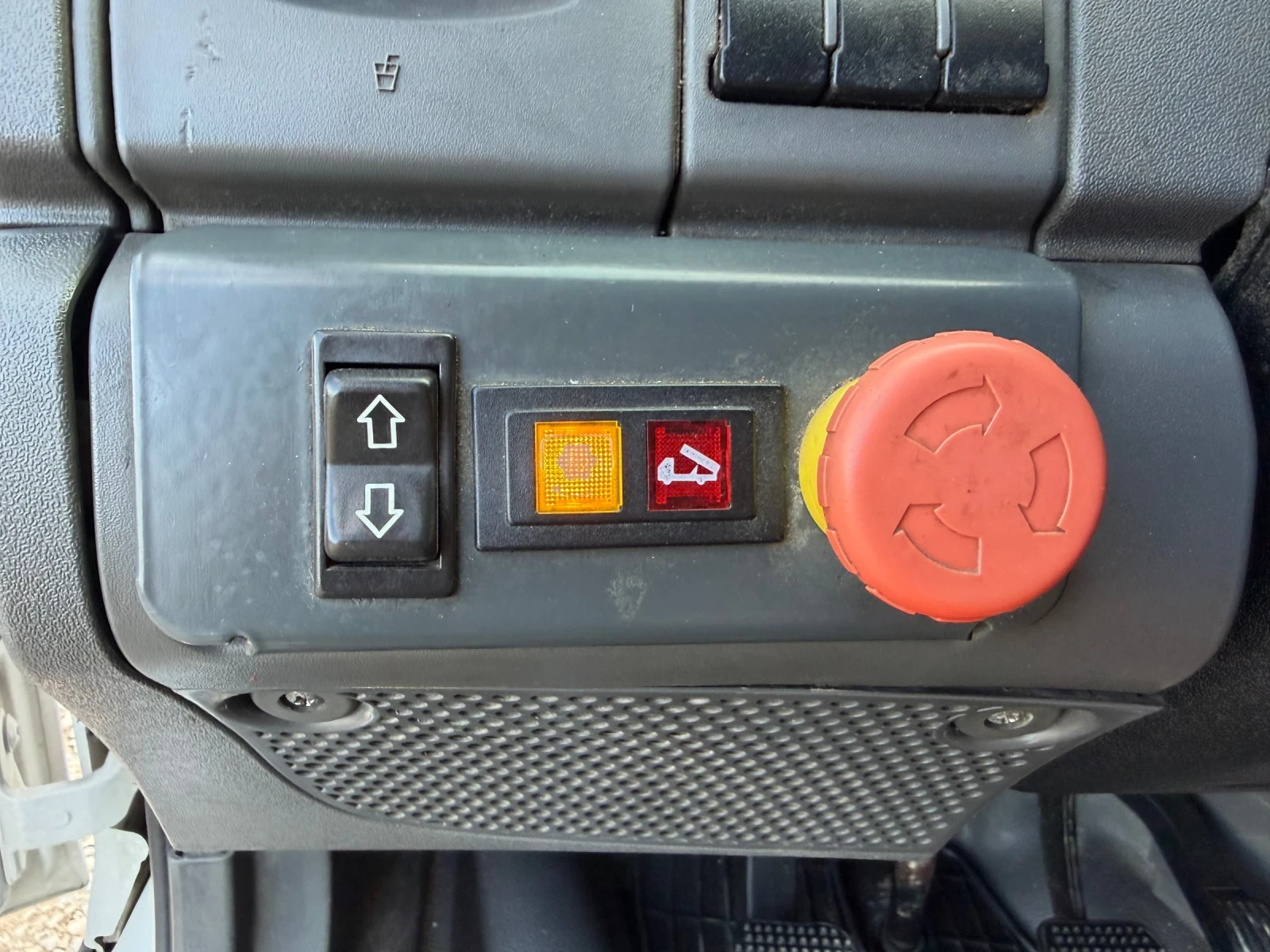 Iveco 35c11 2.3D-110PS-ИТАЛИЯ , снимка 15 - Бусове и автобуси - 55127762