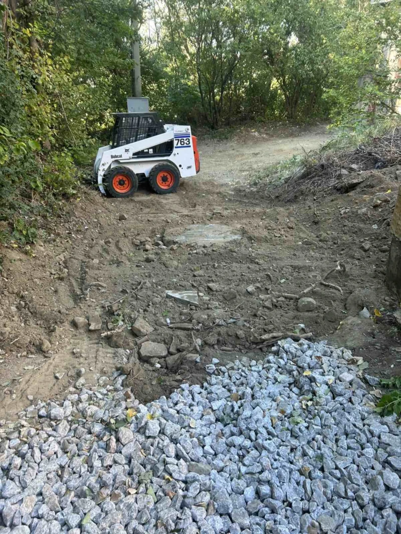 Мини челни товарачи Bobcat 763, снимка 13 - Индустриална техника - 52709354