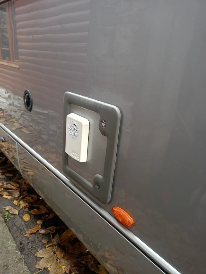 Кемпер Burstner AVIANO 675, снимка 5 - Каравани и кемпери - 52435747