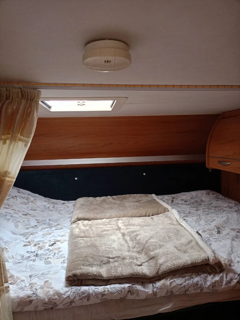 Кемпер Burstner AVIANO 675, снимка 9 - Каравани и кемпери - 52435747