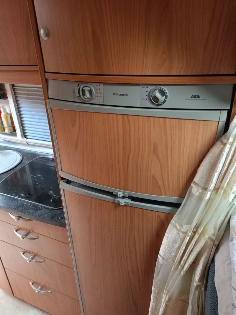 Кемпер Burstner AVIANO 675, снимка 12 - Каравани и кемпери - 52435747