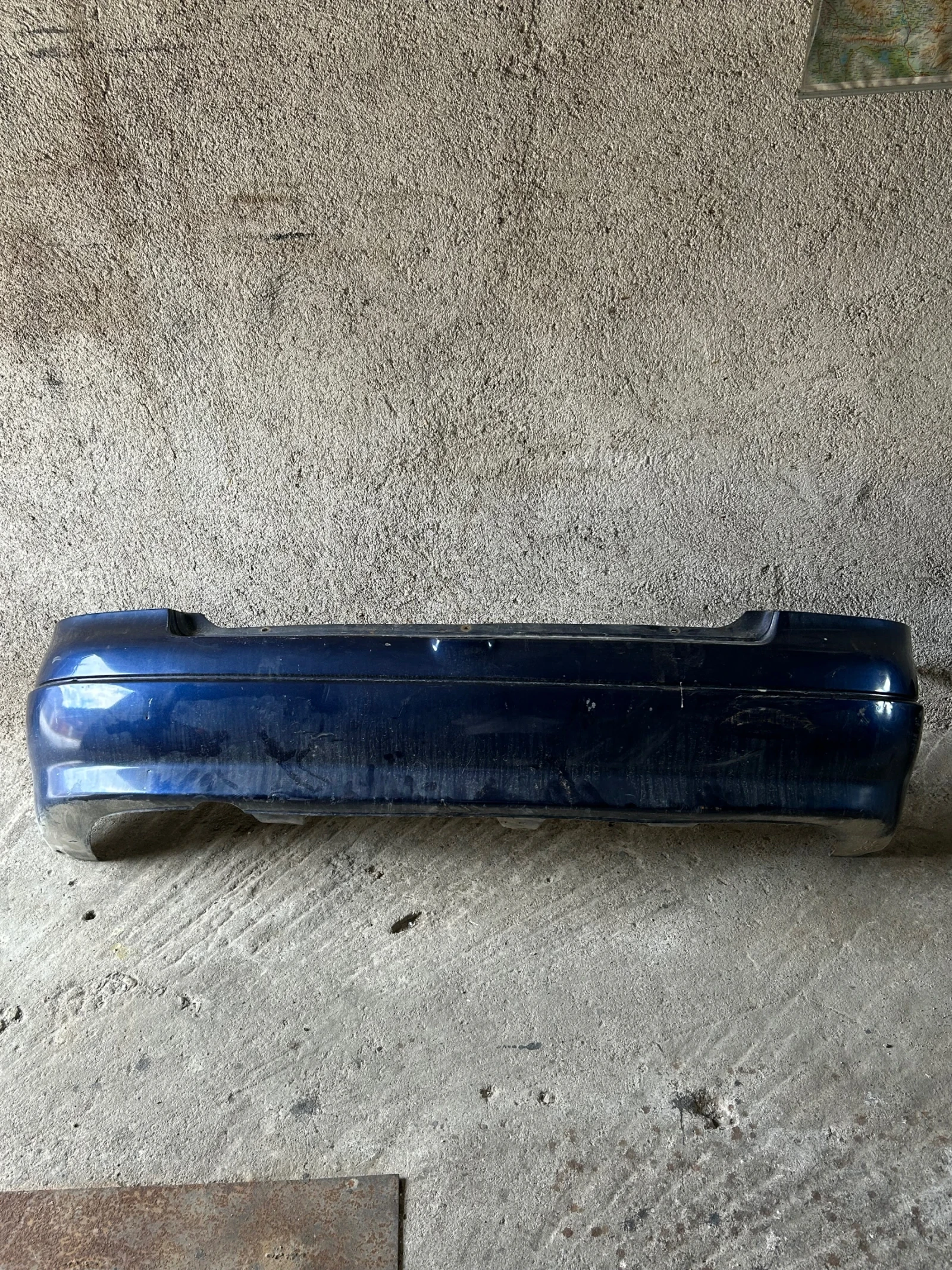 Задна броня