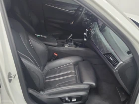 BMW 530 XDRIVE * FACELIFT * SOFT CLOSE * CARFAX * , снимка 11