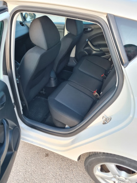 Seat Ibiza 1.6куб.105к.с , снимка 5 - Автомобили и джипове - 44996078