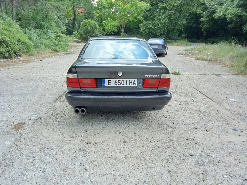 BMW 520 520i, снимка 16 - Автомобили и джипове - 47381854