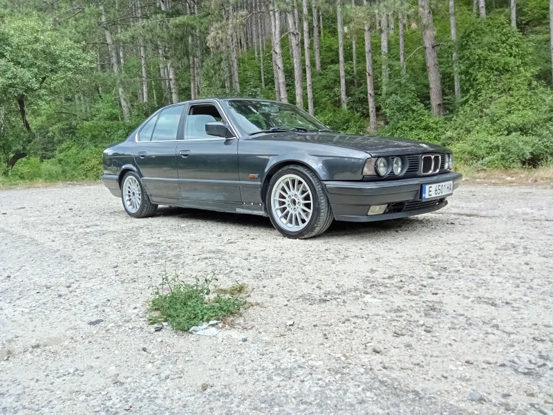 BMW 520 520i, снимка 12 - Автомобили и джипове - 47381854