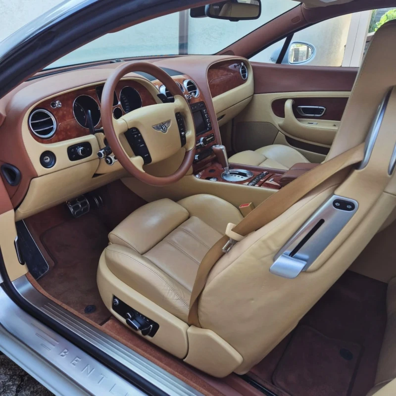 Bentley Continental gt 50000Km!, снимка 11 - Автомобили и джипове - 47512000