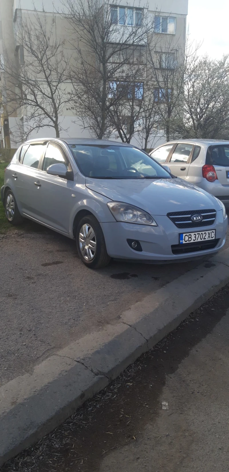 Kia Ceed, снимка 2 - Автомобили и джипове - 47677691