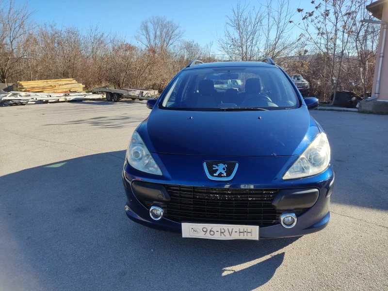 Peugeot 307 Фейс, снимка 1 - Автомобили и джипове - 48464725