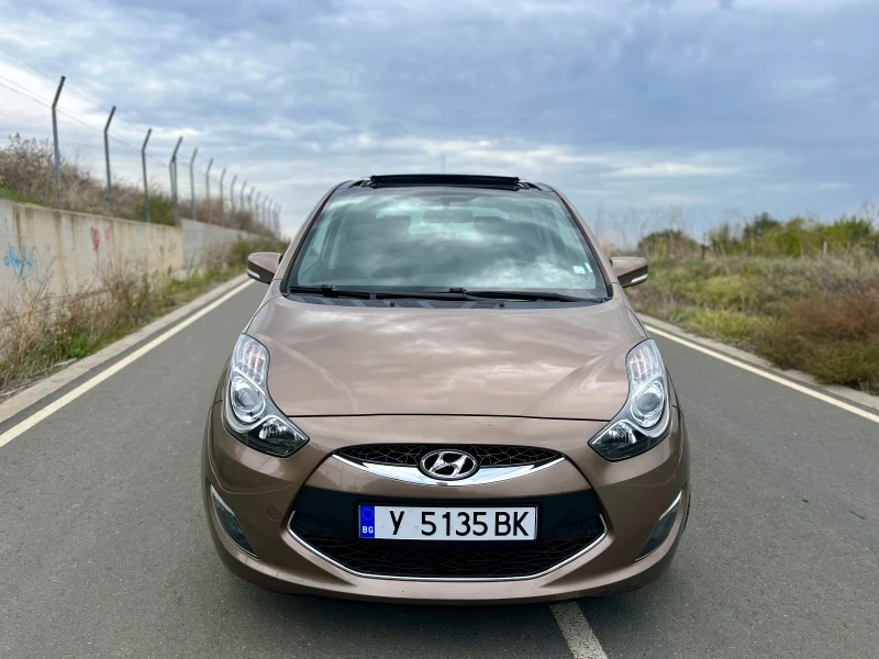 Hyundai Ix20 Панорама Г инж, снимка 7 - Автомобили и джипове - 49485063