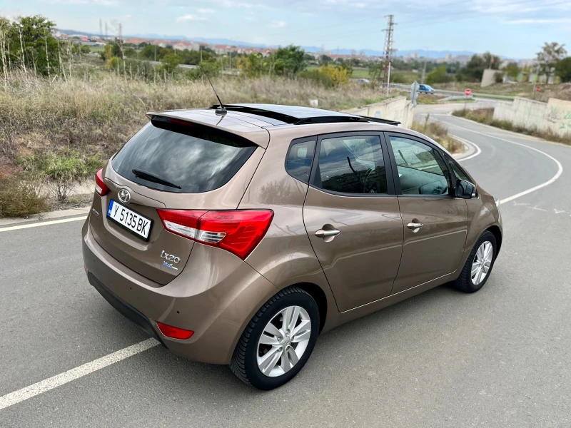 Hyundai Ix20 Панорама Г инж, снимка 5 - Автомобили и джипове - 49485063