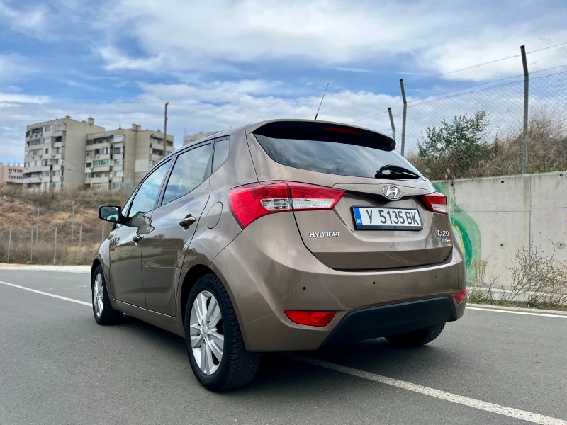 Hyundai Ix20 Панорама Г инж, снимка 4 - Автомобили и джипове - 49485063