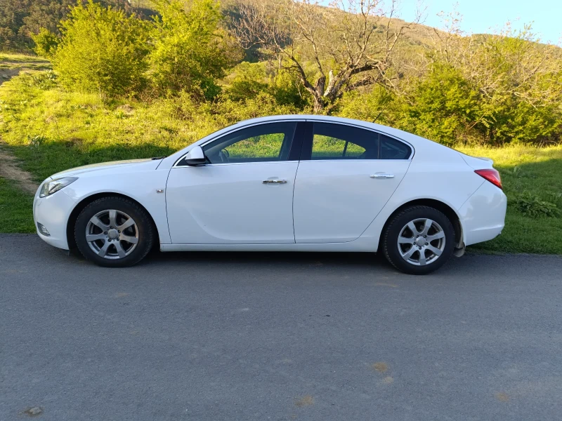 Opel Insignia, снимка 7 - Автомобили и джипове - 52475018