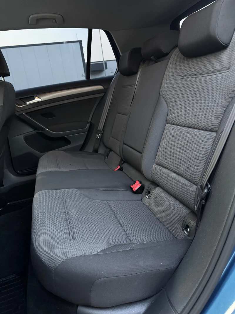 VW Golf 7* 1.6TDI* BLUEMOTION* TOP!!, снимка 10 - Автомобили и джипове - 51139285