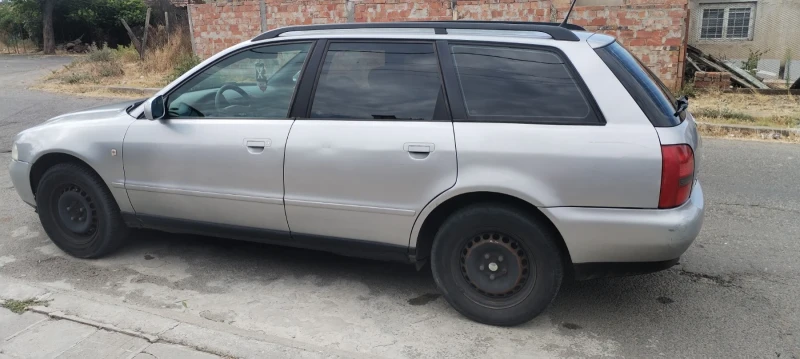 Audi A4, снимка 4 - Автомобили и джипове - 52285733