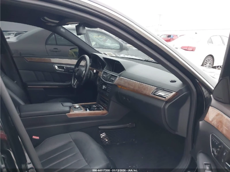 Mercedes-Benz E 500 550 4MATIC* H&K SOUND* PANOROOF* MEMORY SEATS* , снимка 10 - Автомобили и джипове - 53191170