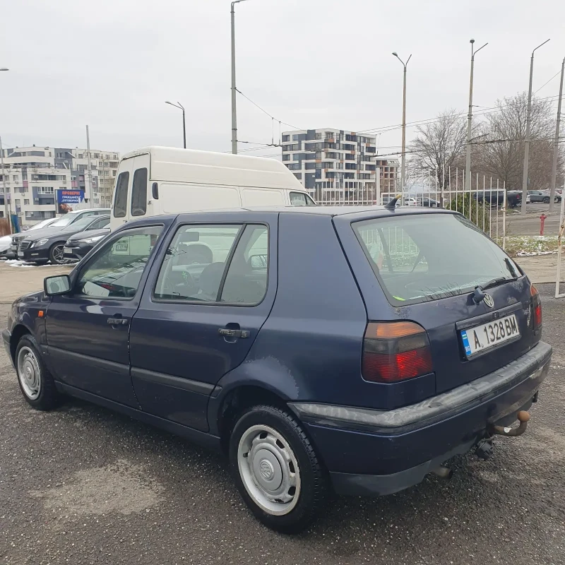 VW Golf Mk3 1.6i моно, снимка 6 - Автомобили и джипове - 53340701