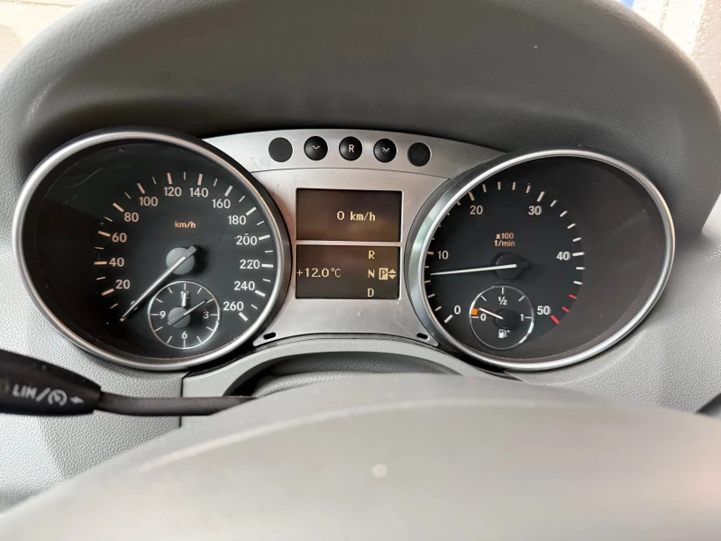 Mercedes-Benz ML 320 Космос* M* Уникат, снимка 14 - Автомобили и джипове - 53467772
