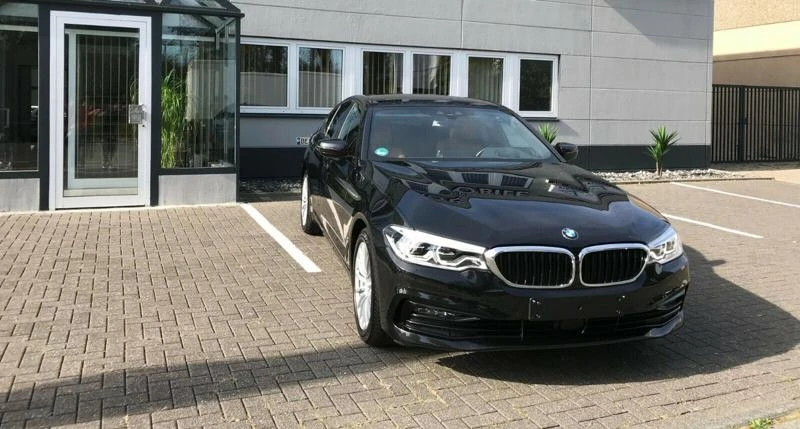 BMW 530 d xDrive Sport Line - изображение 2