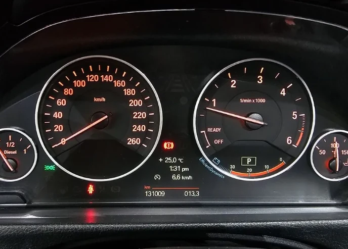 BMW 320  - изображение 8