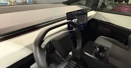 Tesla Cybertruck * AWD * ПОДГРЕВ* КЕЙЛЕС* , снимка 9 - Автомобили и джипове - 53941462