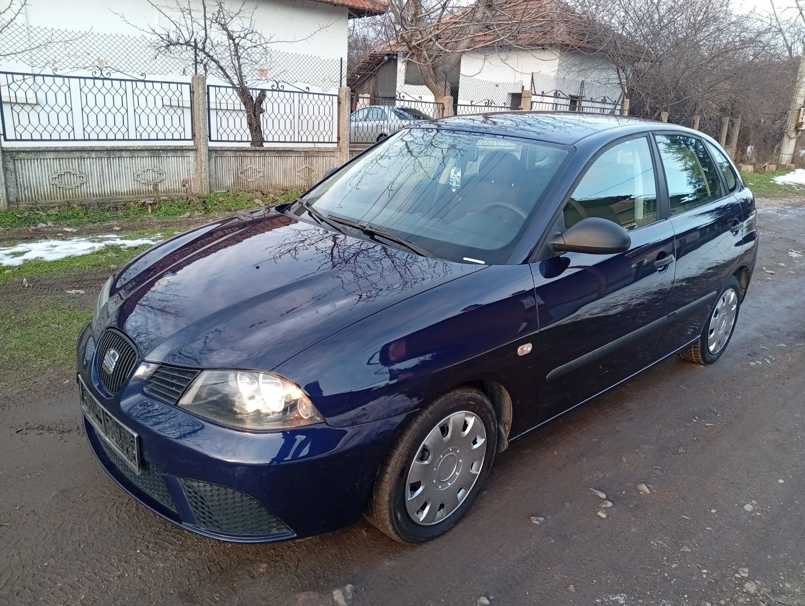 Seat Ibiza 1.2i Feislif , снимка 1