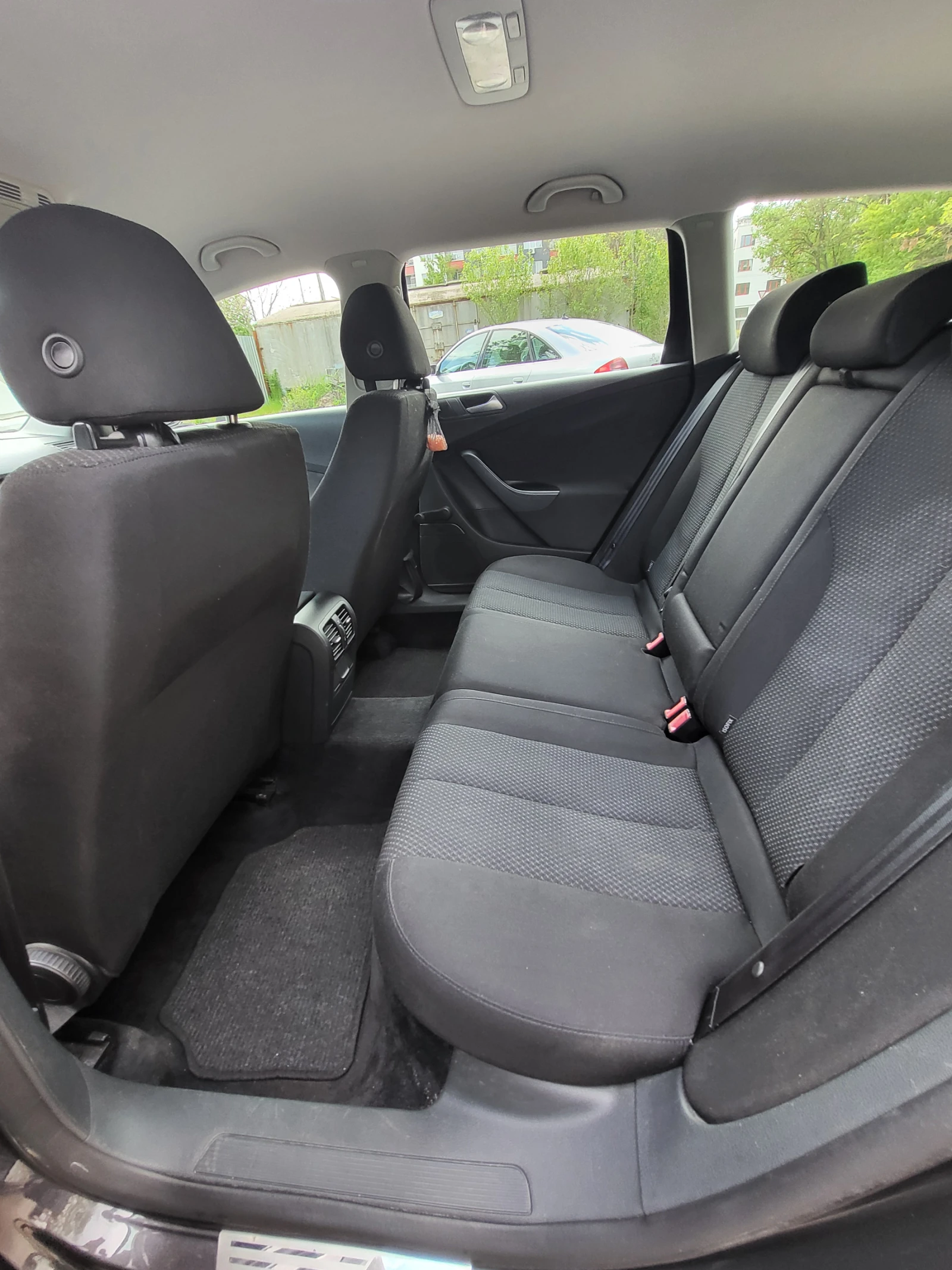 VW Passat B6 - изображение 8