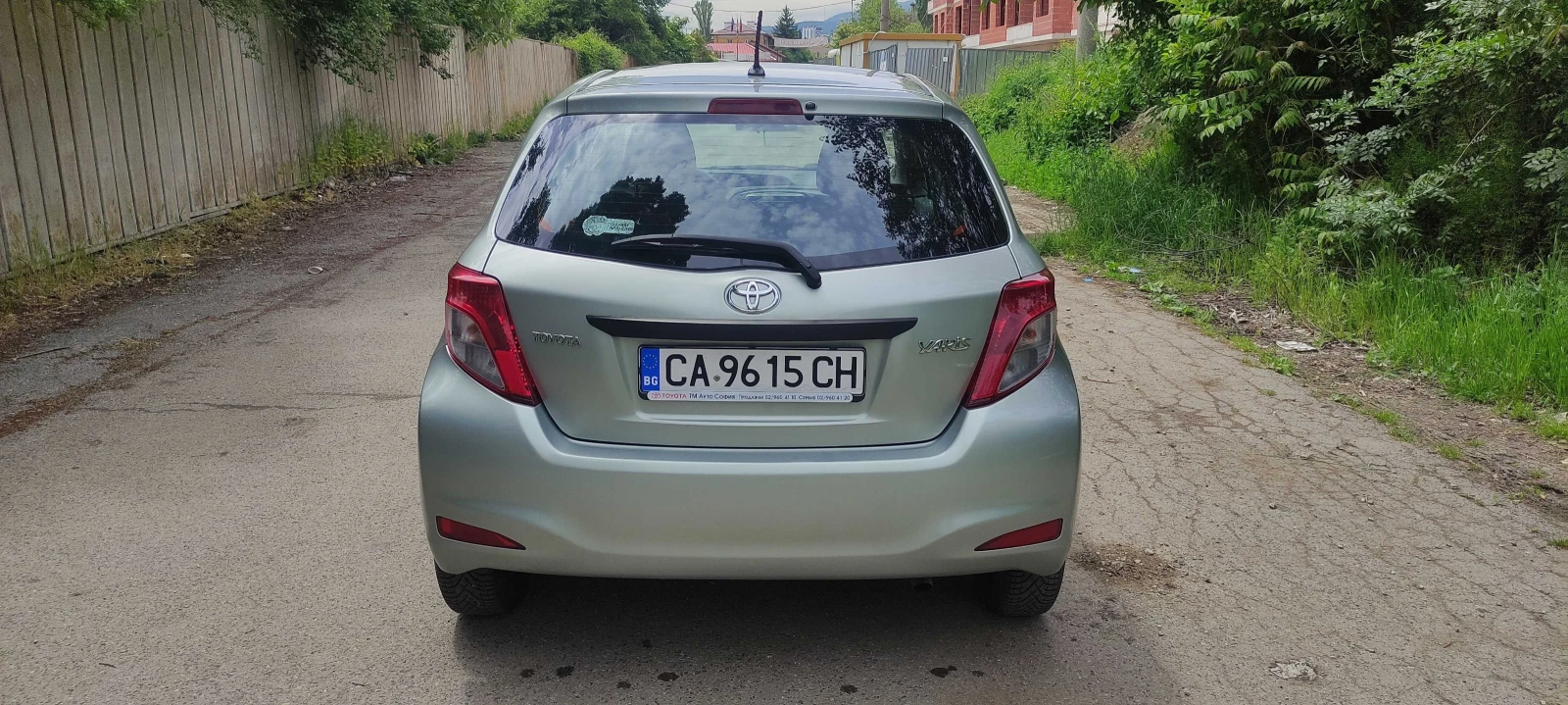 Toyota Yaris  - изображение 6
