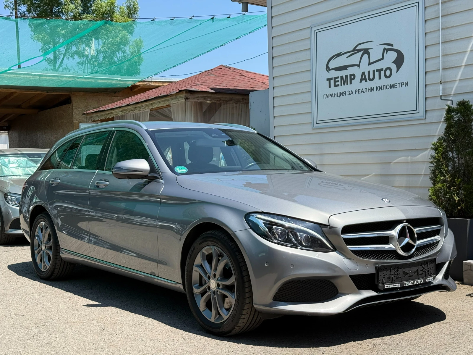 Mercedes-Benz C 250 4Matic* СЕРВИЗНА КНИЖКА С ПЪЛНА ИСТОРИЯ В МЕРЦЕДЕС - изображение 3