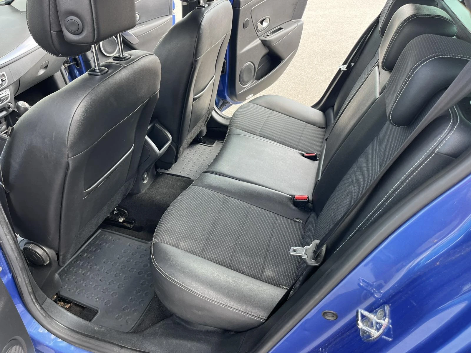 Renault Megane GT-LINE 1.9DCI 131кс 6СКОРОСТИ АВТОПИЛОТ - изображение 9