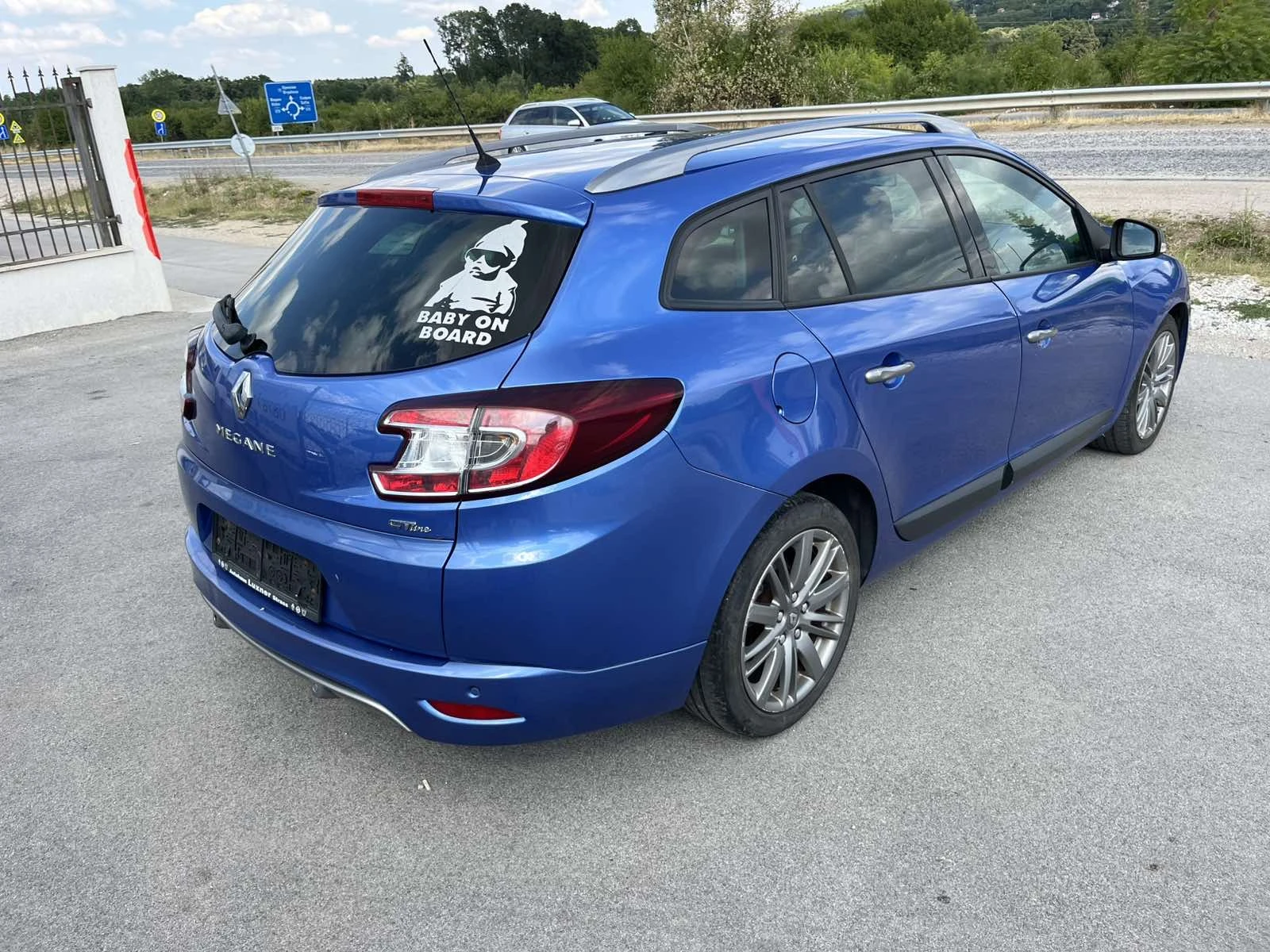 Renault Megane GT-LINE 1.9DCI 131кс 6СКОРОСТИ АВТОПИЛОТ - изображение 4