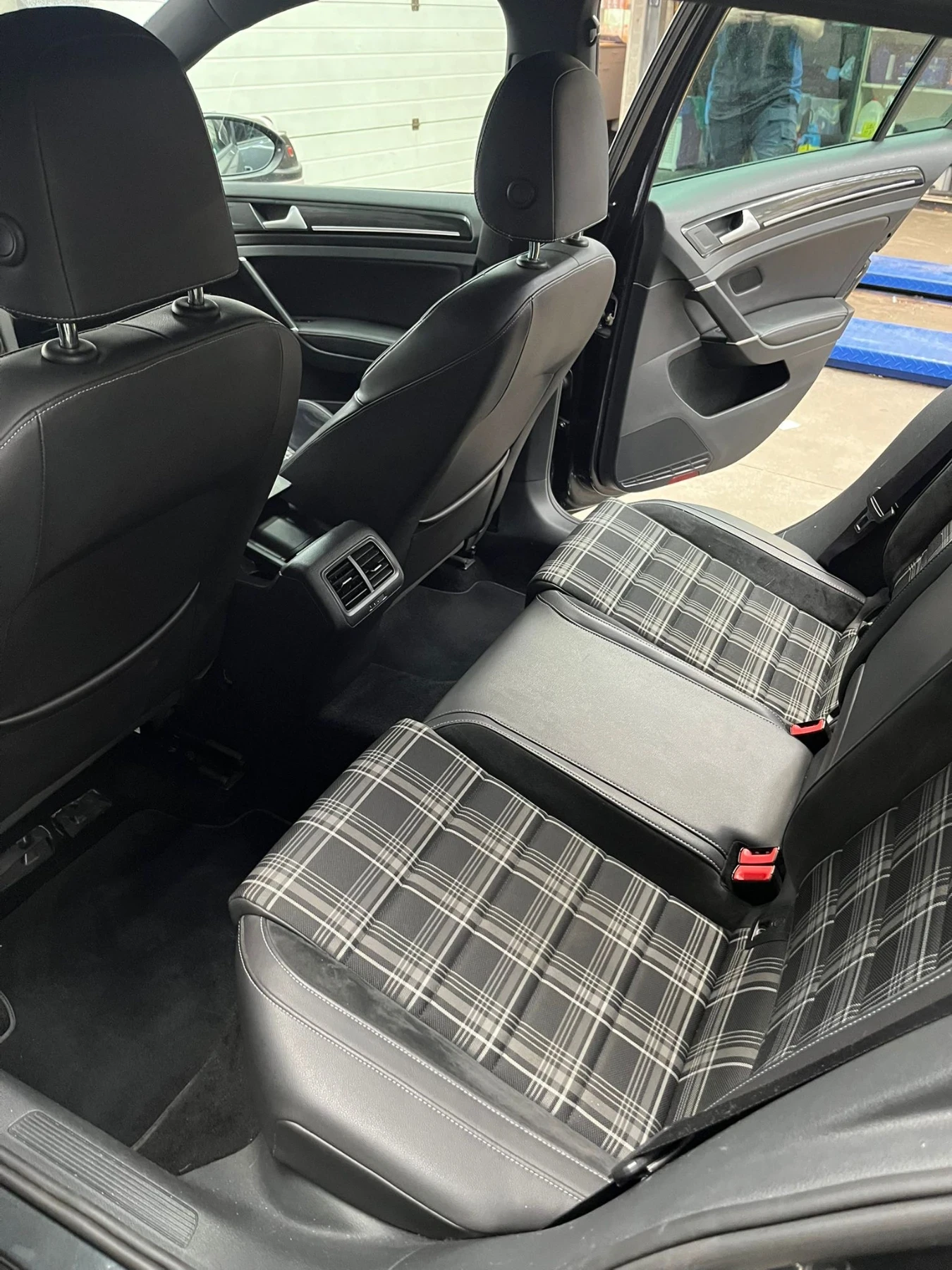 VW Golf Golf 7 GTD - изображение 8