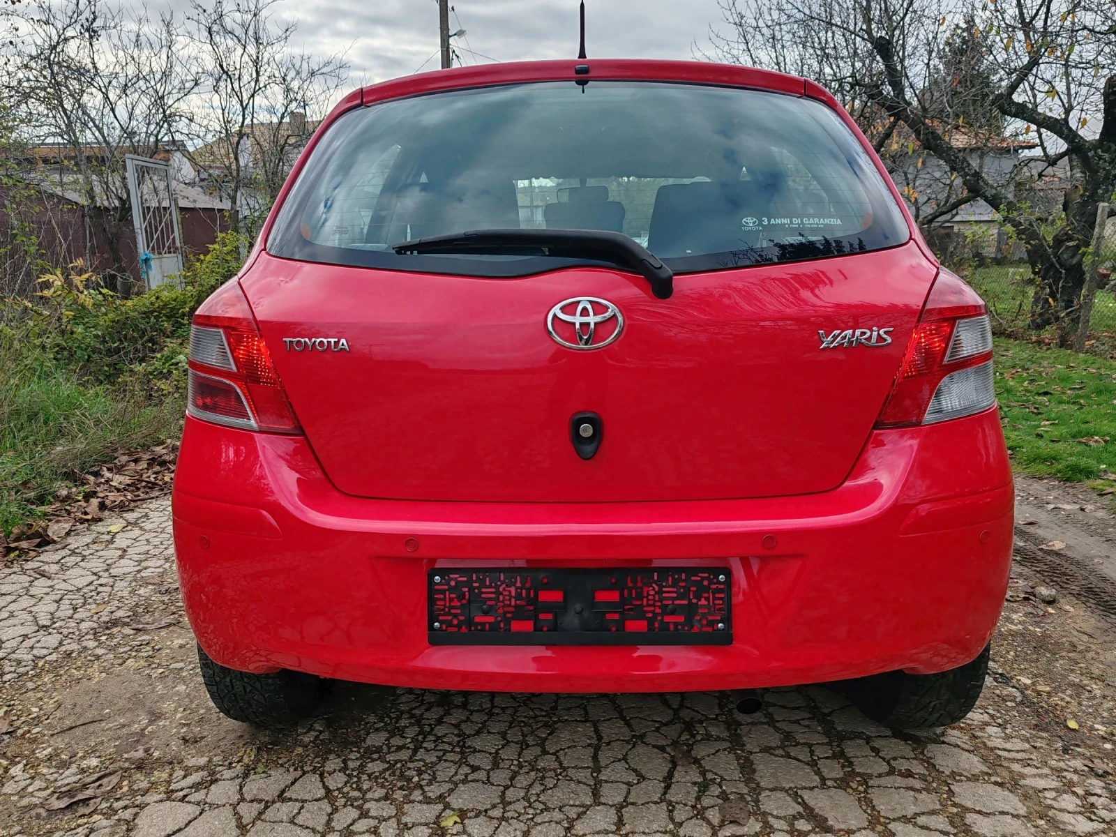 Toyota Yaris 1.3 Face Lift 6 Скорости  - изображение 5