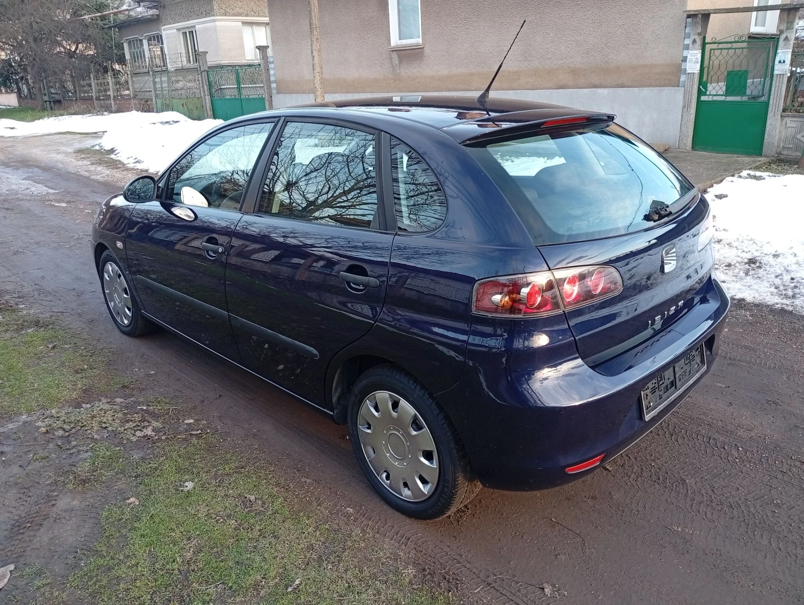 Seat Ibiza 1.2i Feislif  - изображение 5