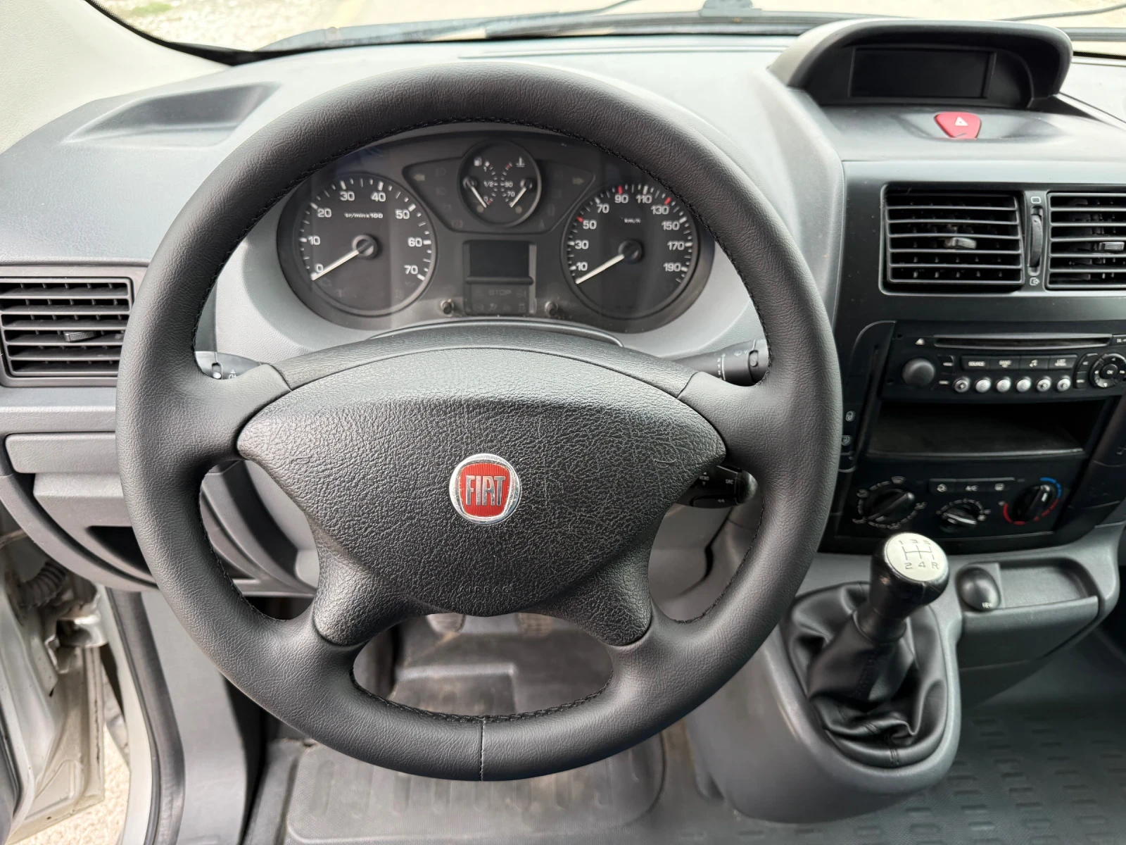 Fiat Scudo 1.6 HDI 90к.с / CLIMA / PARKTRONIC , снимка 13 - Автомобили и джипове - 53933105