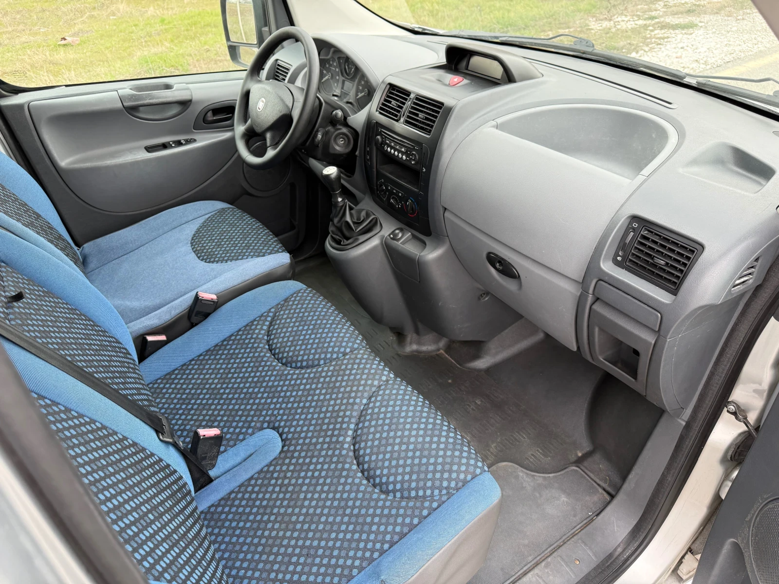 Fiat Scudo 1.6 HDI 90к.с / CLIMA / PARKTRONIC , снимка 11 - Автомобили и джипове - 53933105