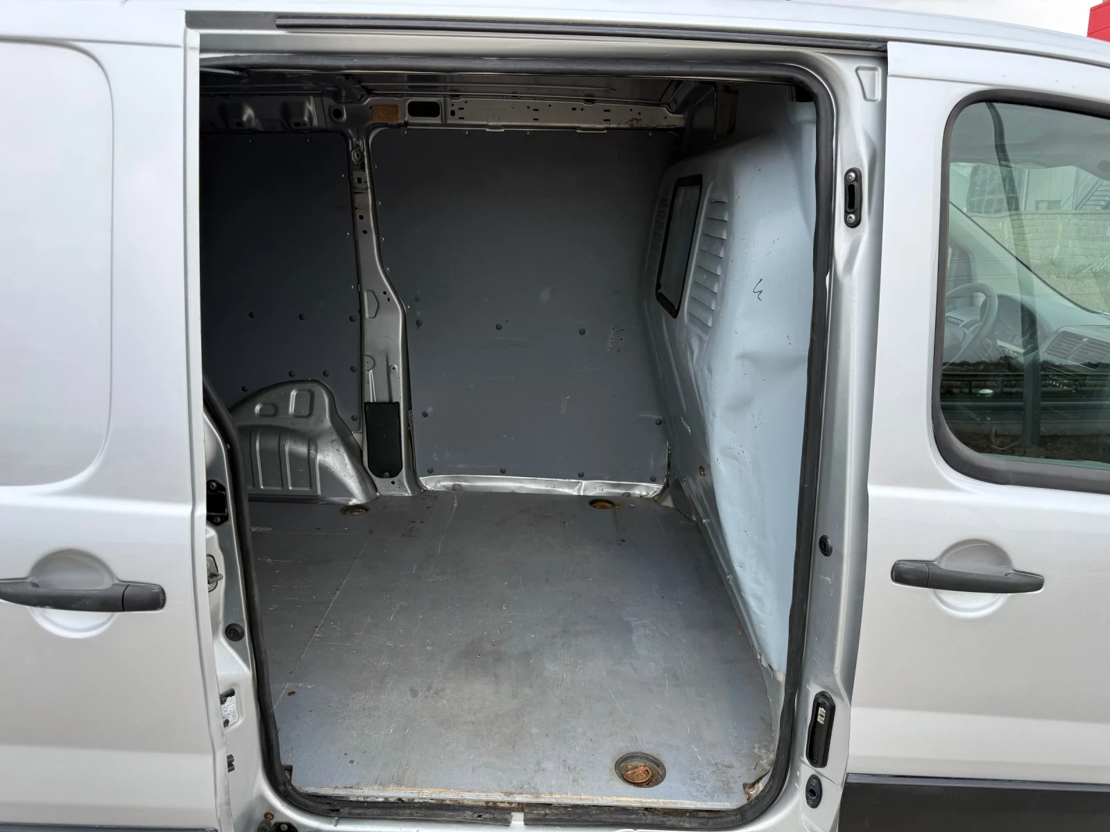 Fiat Scudo 1.6 HDI 90к.с / CLIMA / PARKTRONIC , снимка 14 - Автомобили и джипове - 53933105