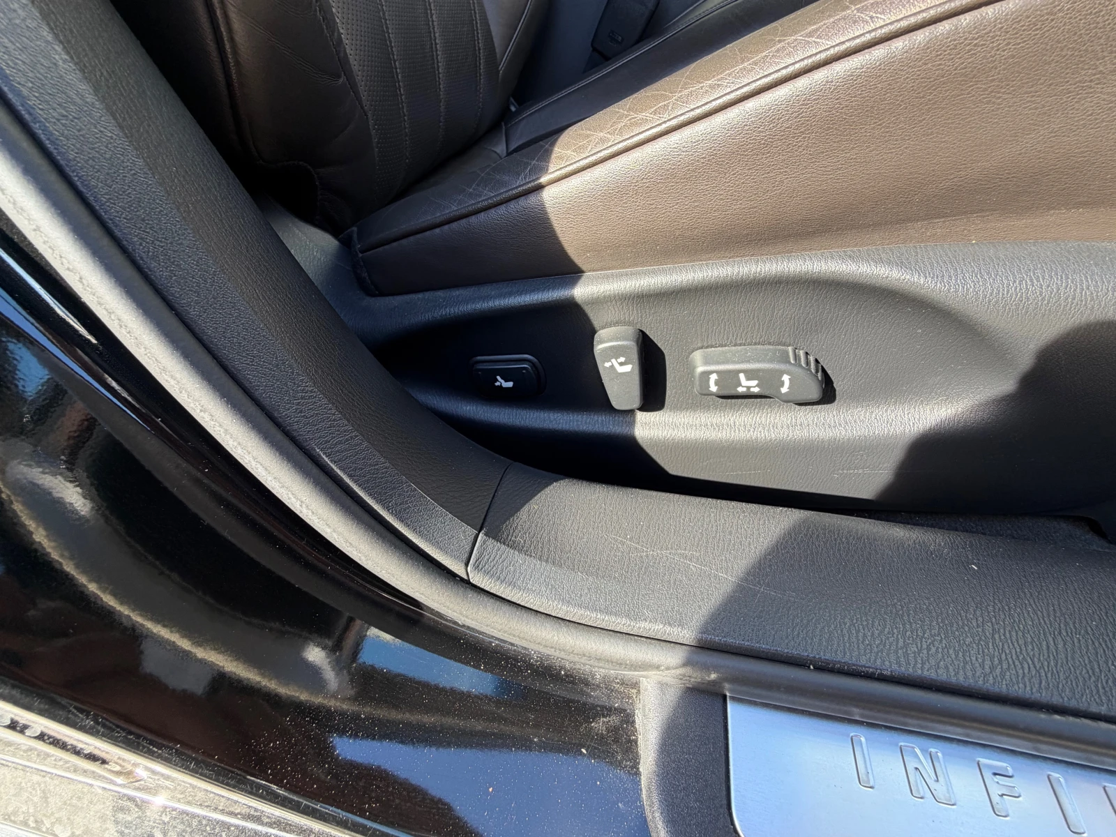 Infiniti M FX30d GT Premium, снимка 10 - Автомобили и джипове - 54113208