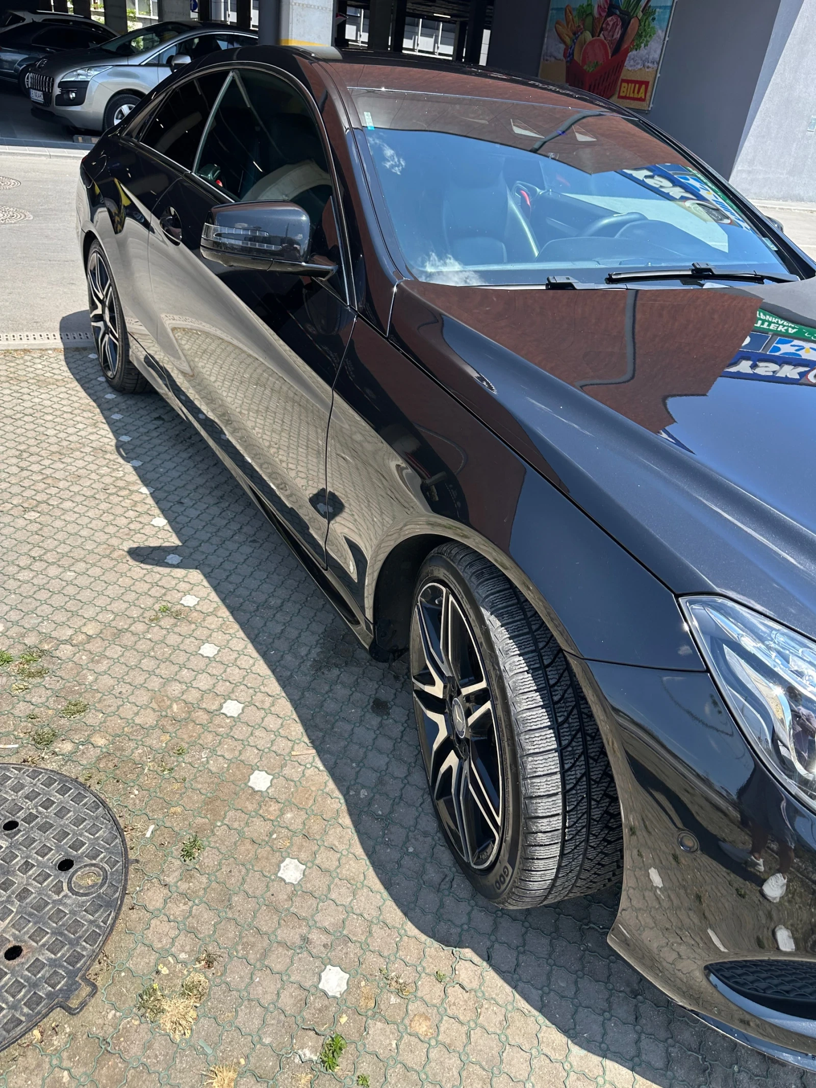 Mercedes-Benz E 250 Купе, снимка 5 - Автомобили и джипове - 54240314