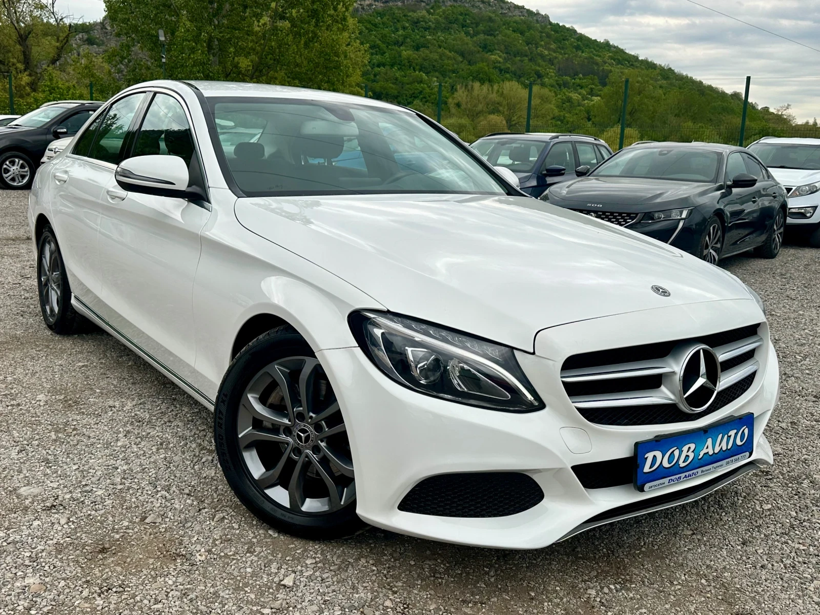 Mercedes-Benz C 220 2.2D-170к.с-АВТОМАТИК-ЛЕД-НАВИ, снимка 8 - Автомобили и джипове - 54362464