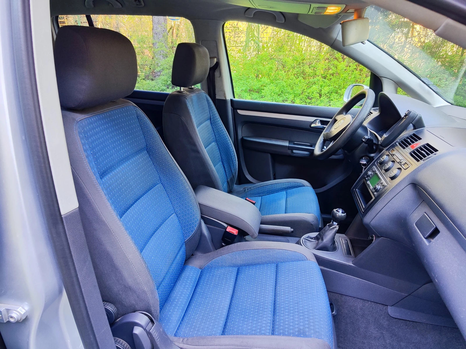 VW Touran 2.0tdi 140 к.с., снимка 10 - Автомобили и джипове - 54556135