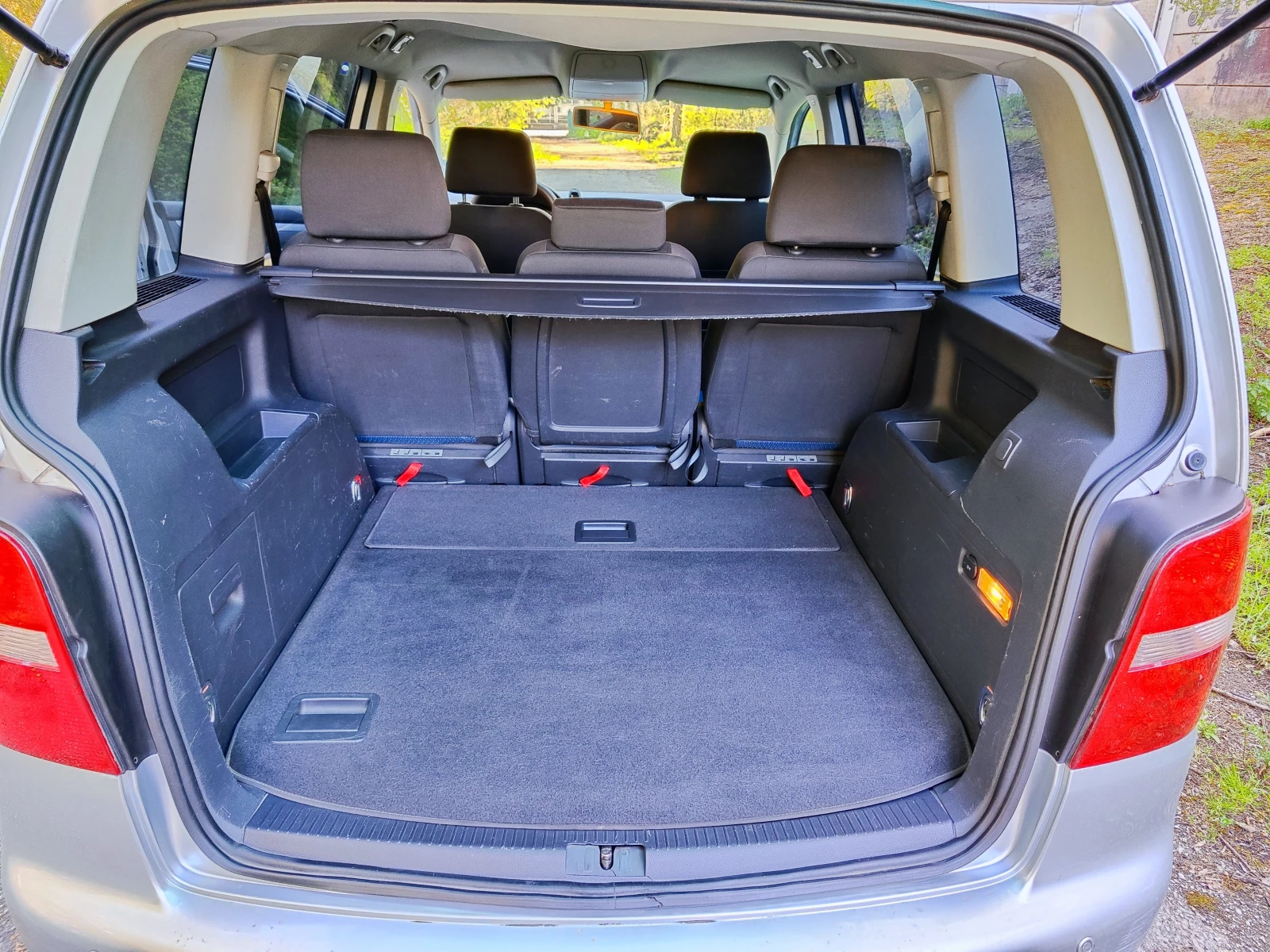 VW Touran 2.0tdi 140 к.с., снимка 14 - Автомобили и джипове - 54556135