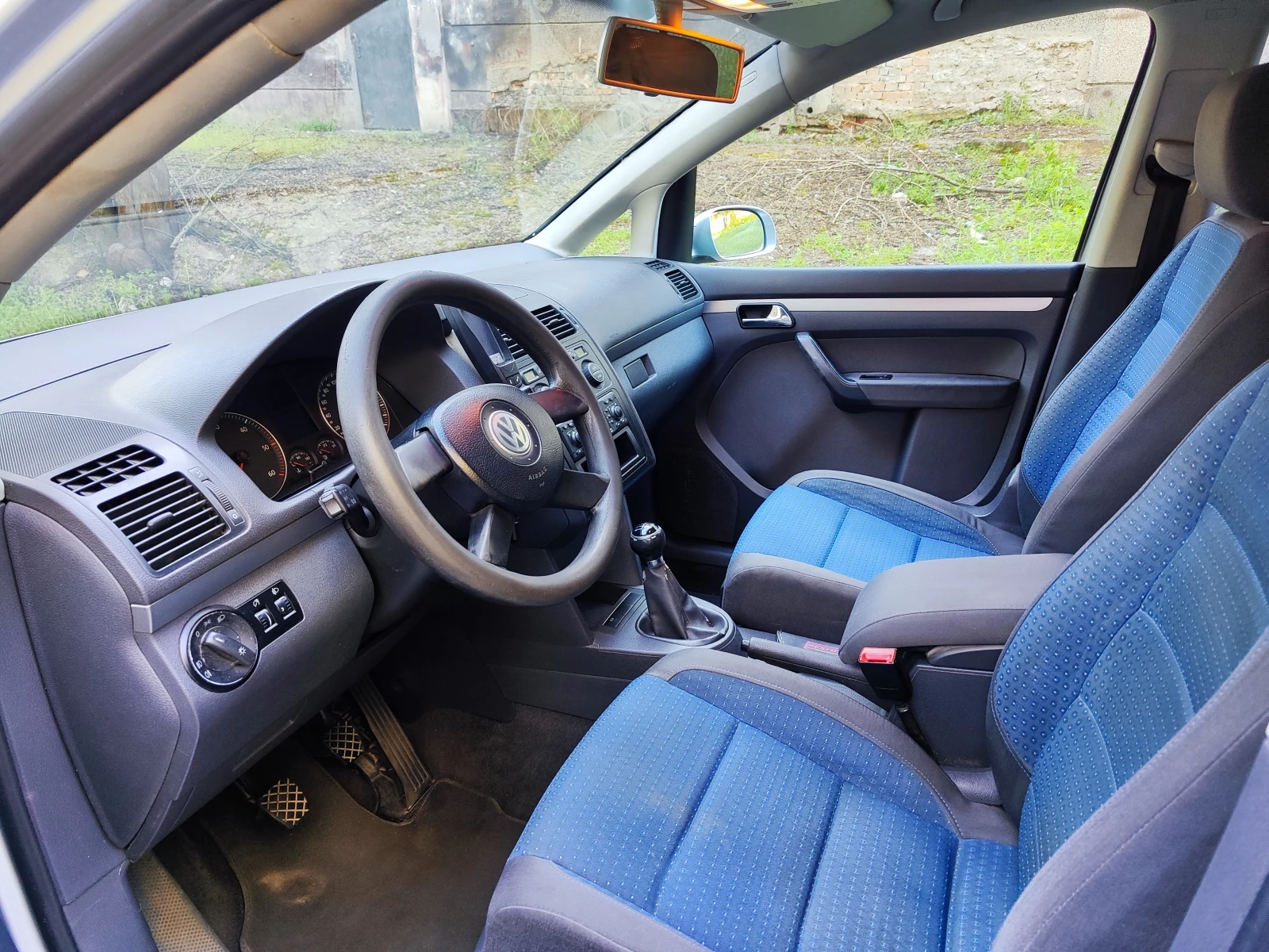 VW Touran 2.0tdi 140 к.с., снимка 6 - Автомобили и джипове - 54556135