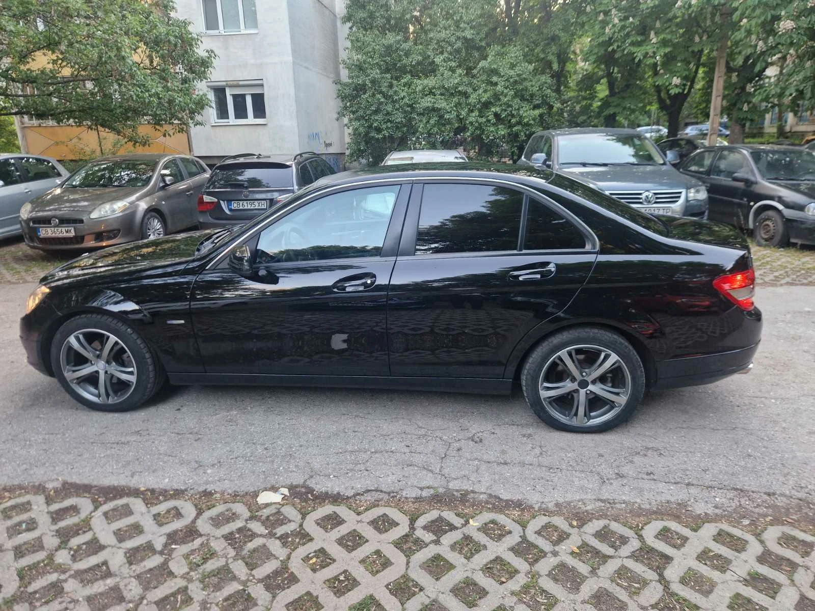 Mercedes-Benz C 200, снимка 3 - Автомобили и джипове - 54620552