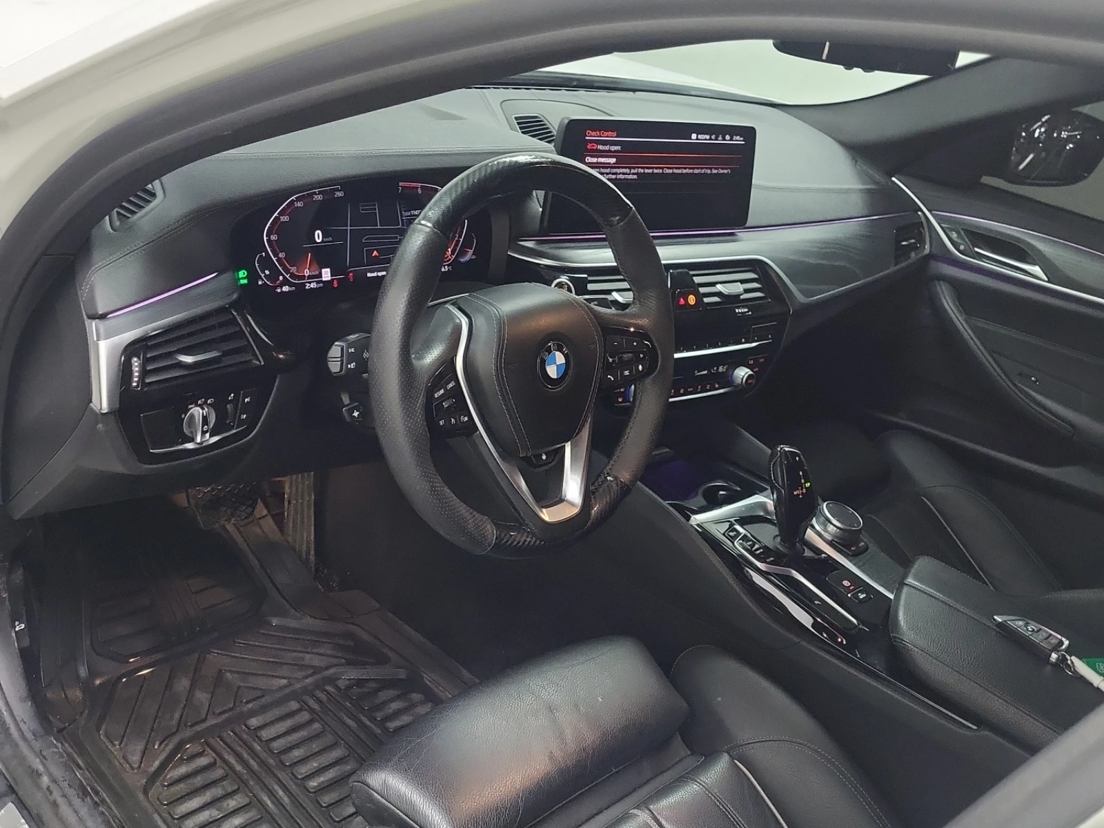 BMW 530 XDRIVE * FACELIFT * SOFT CLOSE * CARFAX * , снимка 8 - Автомобили и джипове - 54716523