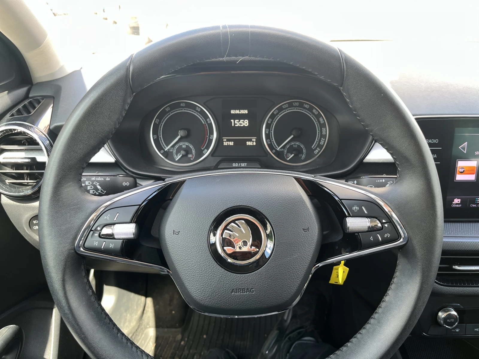 Skoda Fabia 1.0 TSI 7DSG, снимка 14 - Автомобили и джипове - 54752565